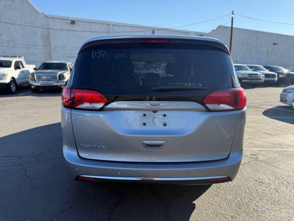 used 2018 Chrysler Pacifica car, priced at $11,995