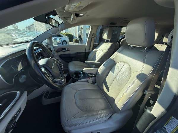 used 2018 Chrysler Pacifica car, priced at $11,995