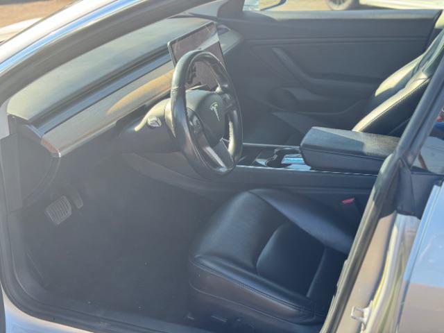 used 2018 Tesla Model 3 car