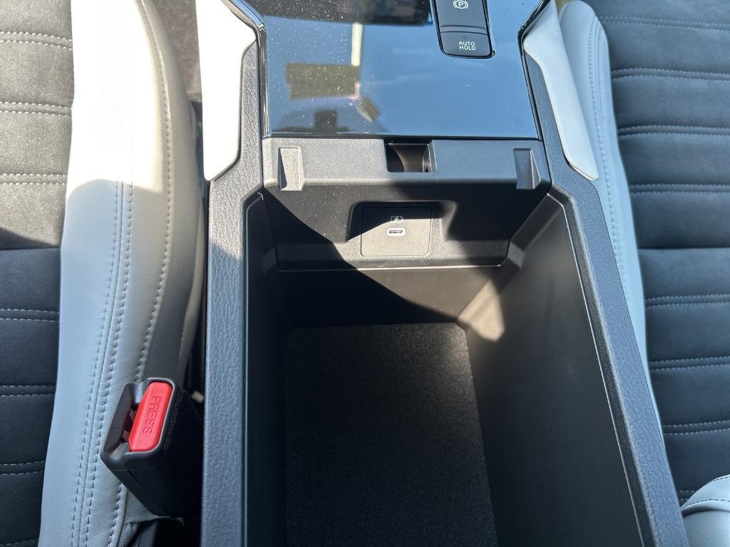 new 2025 Mitsubishi Outlander car, priced at $40,715