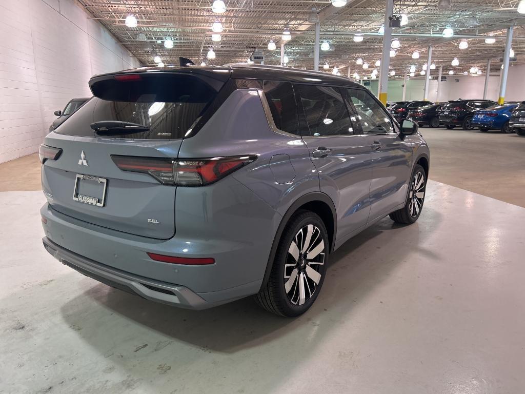 new 2025 Mitsubishi Outlander car, priced at $45,610
