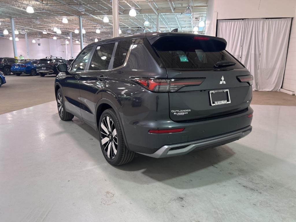 new 2025 Mitsubishi Outlander car, priced at $40,500
