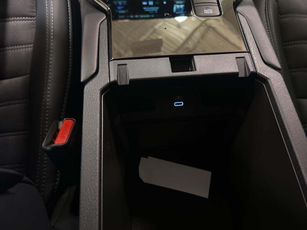 new 2025 Mitsubishi Outlander car, priced at $40,500