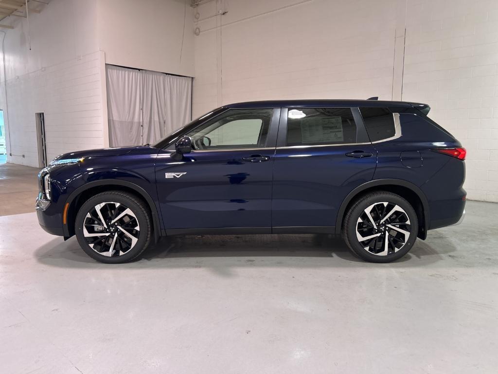 new 2025 Mitsubishi Outlander PHEV car, priced at $47,590