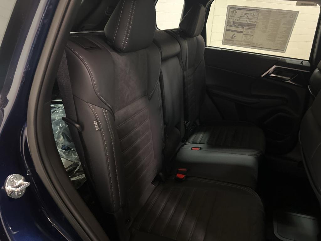 new 2025 Mitsubishi Outlander PHEV car, priced at $47,590