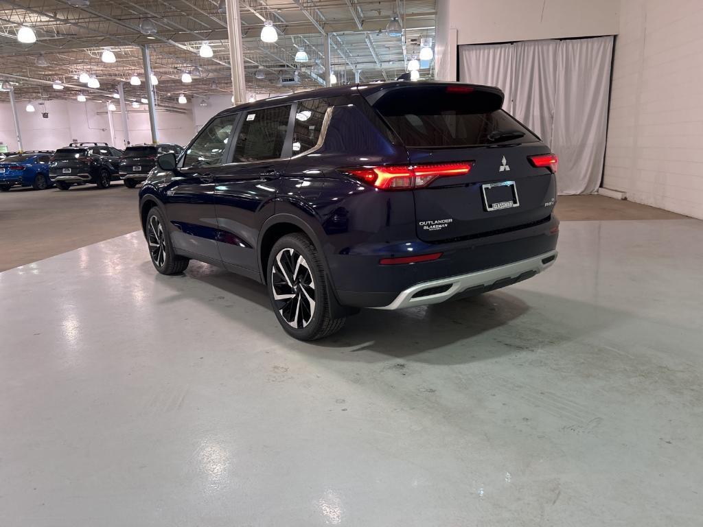 new 2025 Mitsubishi Outlander PHEV car, priced at $47,590