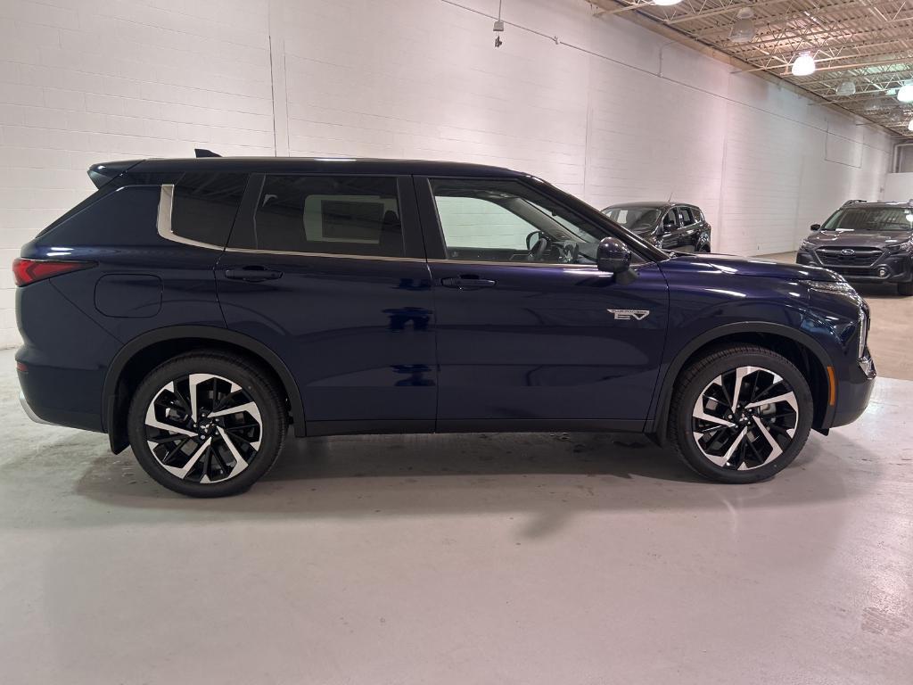 new 2025 Mitsubishi Outlander PHEV car, priced at $47,590