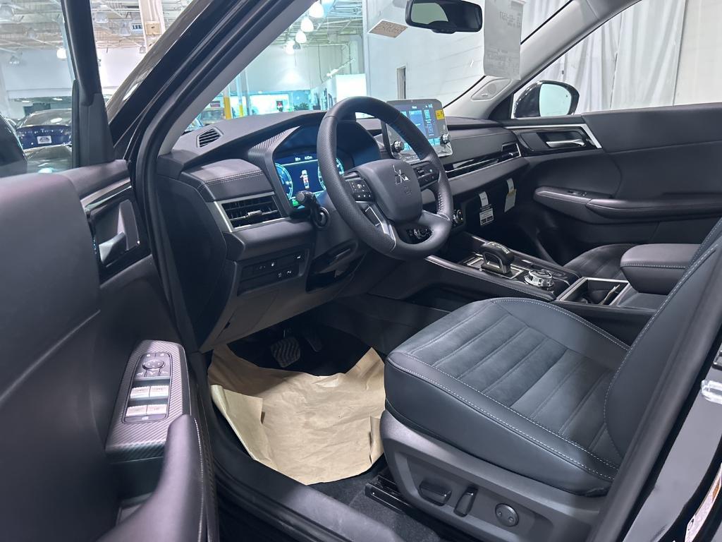 new 2025 Mitsubishi Outlander PHEV car, priced at $47,300