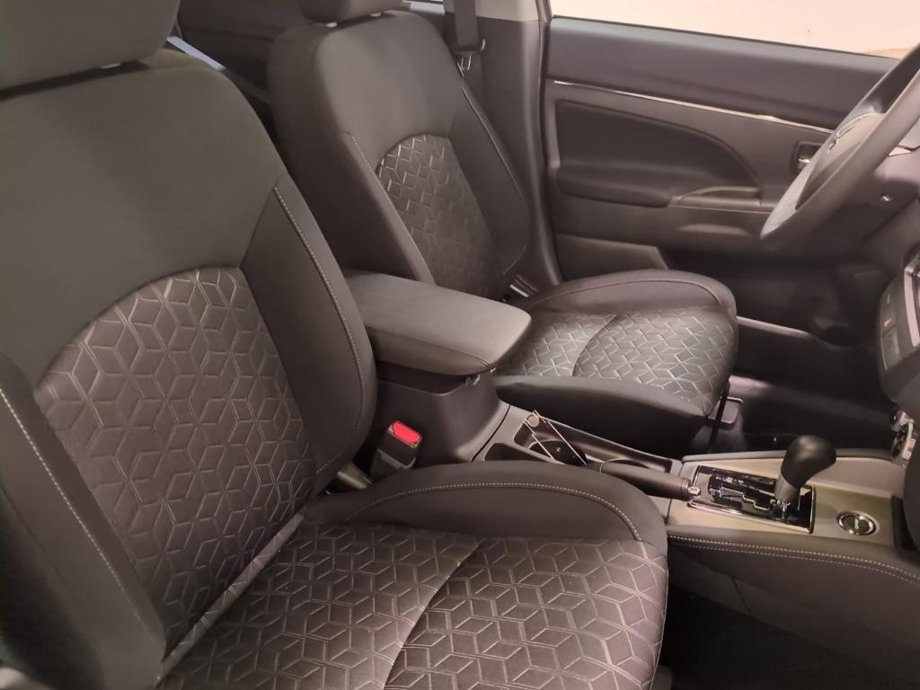 new 2025 Mitsubishi Outlander Sport car, priced at $27,406