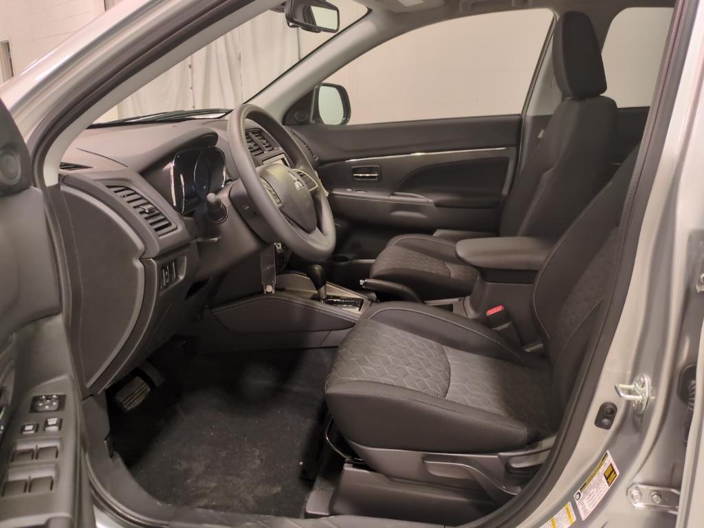 new 2025 Mitsubishi Outlander Sport car, priced at $27,406