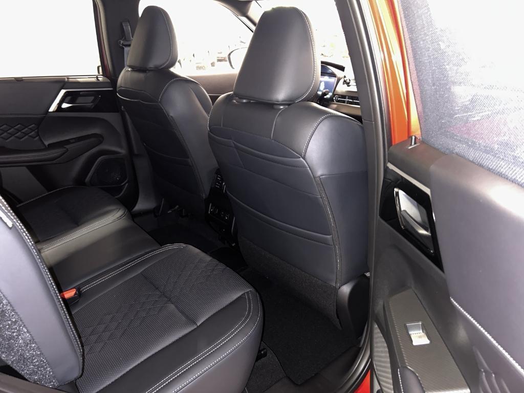 new 2025 Mitsubishi Outlander PHEV car, priced at $51,825