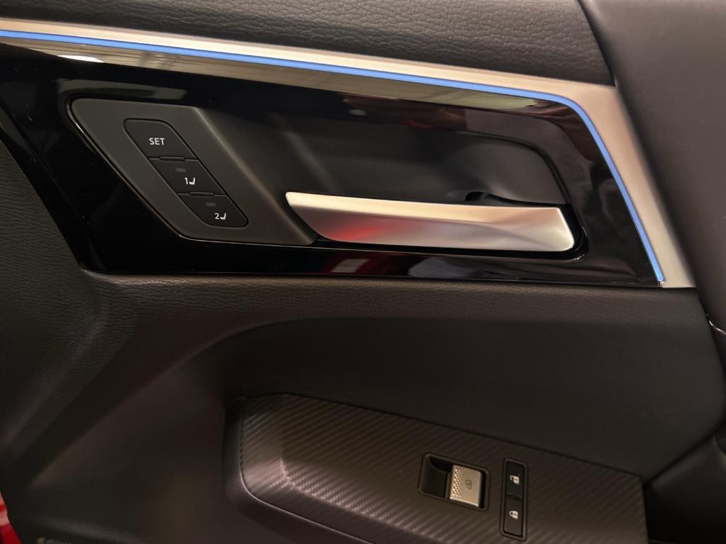 new 2025 Mitsubishi Outlander PHEV car, priced at $51,825
