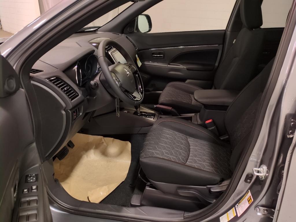 new 2025 Mitsubishi Outlander Sport car, priced at $30,965