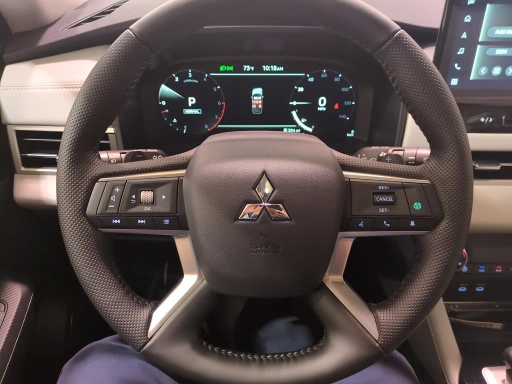 new 2025 Mitsubishi Outlander car, priced at $45,590