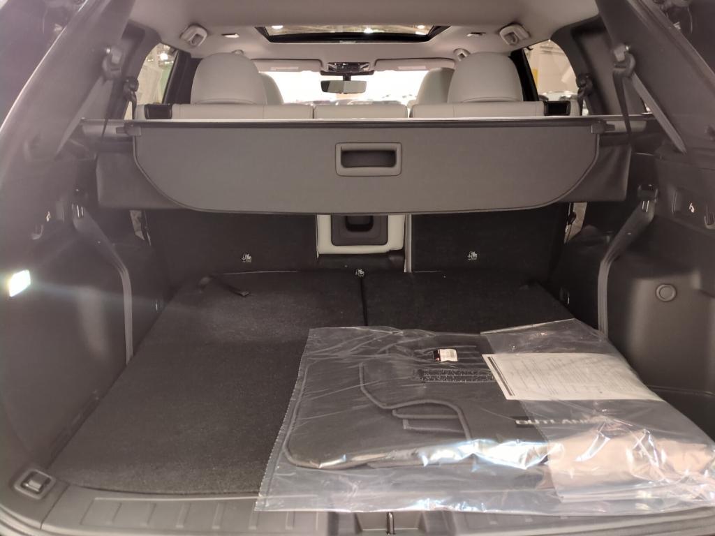 new 2025 Mitsubishi Outlander car, priced at $45,590