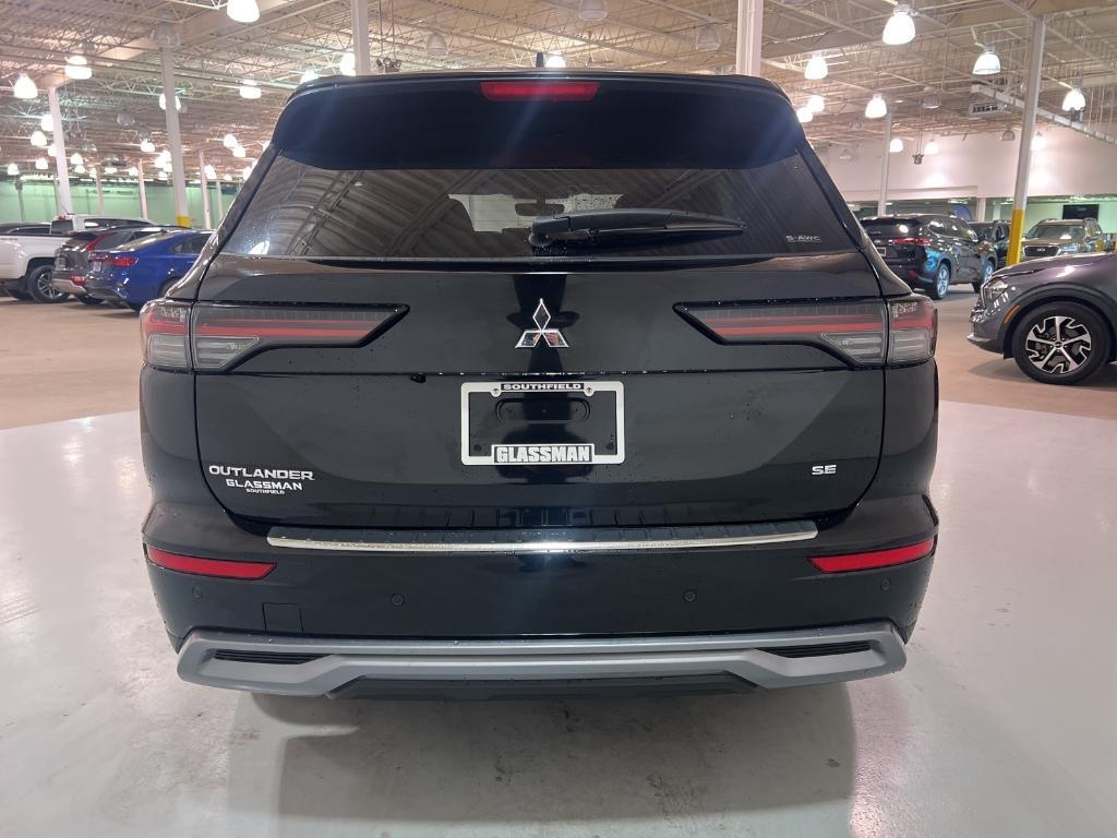 new 2025 Mitsubishi Outlander car, priced at $37,500