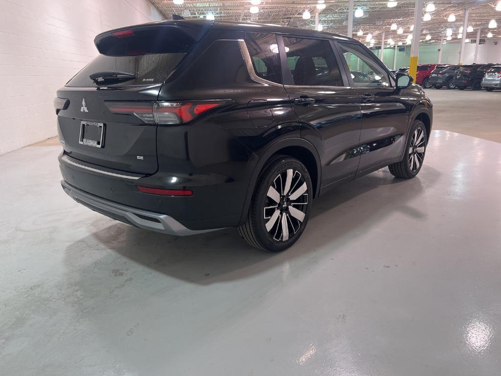 new 2025 Mitsubishi Outlander car, priced at $37,500