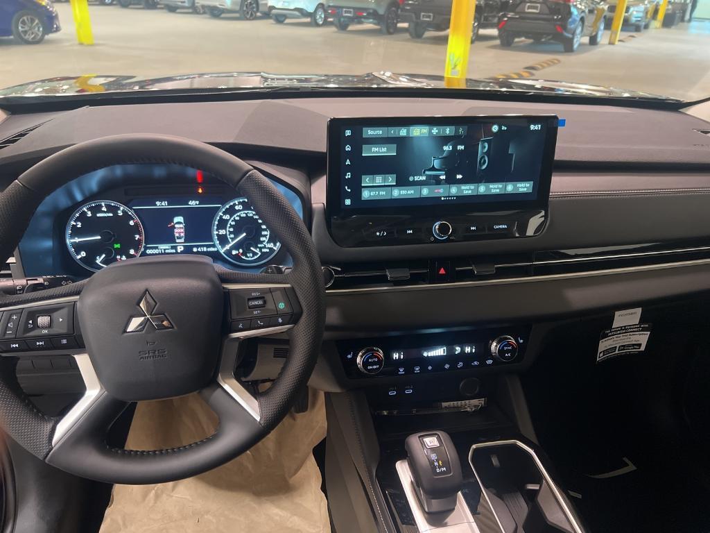 new 2025 Mitsubishi Outlander car, priced at $37,500