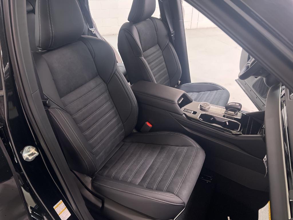 new 2025 Mitsubishi Outlander car, priced at $37,500