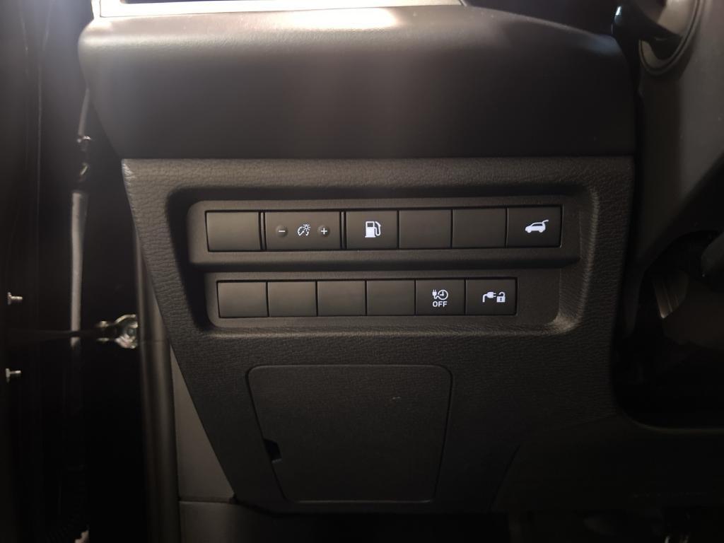 new 2025 Mitsubishi Outlander PHEV car, priced at $46,705