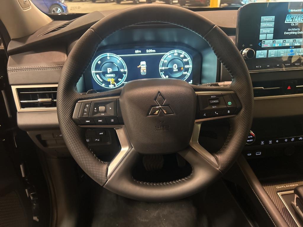 new 2025 Mitsubishi Outlander PHEV car, priced at $46,705