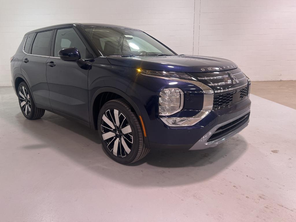 new 2025 Mitsubishi Outlander car, priced at $37,455
