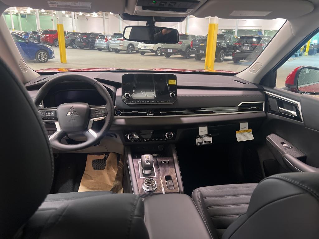 new 2025 Mitsubishi Outlander PHEV car, priced at $48,185