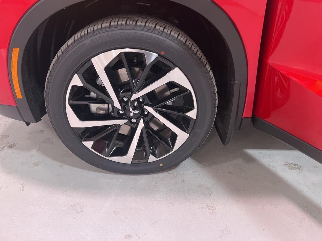 new 2025 Mitsubishi Outlander PHEV car, priced at $48,185