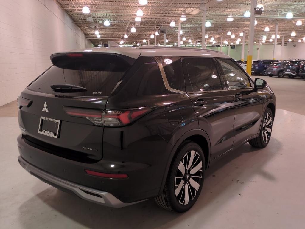 new 2025 Mitsubishi Outlander car, priced at $44,155