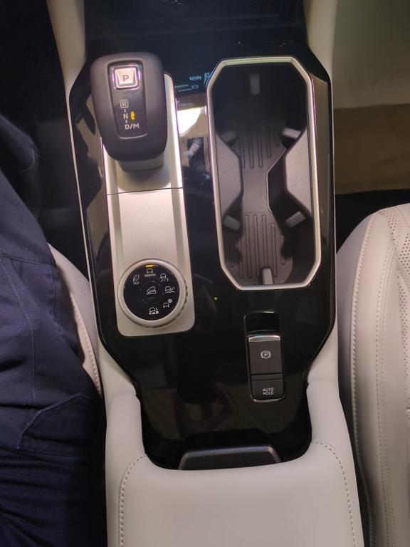 new 2025 Mitsubishi Outlander car, priced at $44,155