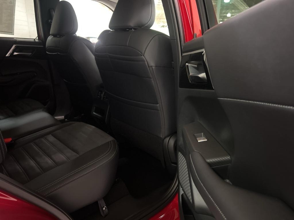 new 2025 Mitsubishi Outlander PHEV car, priced at $45,405