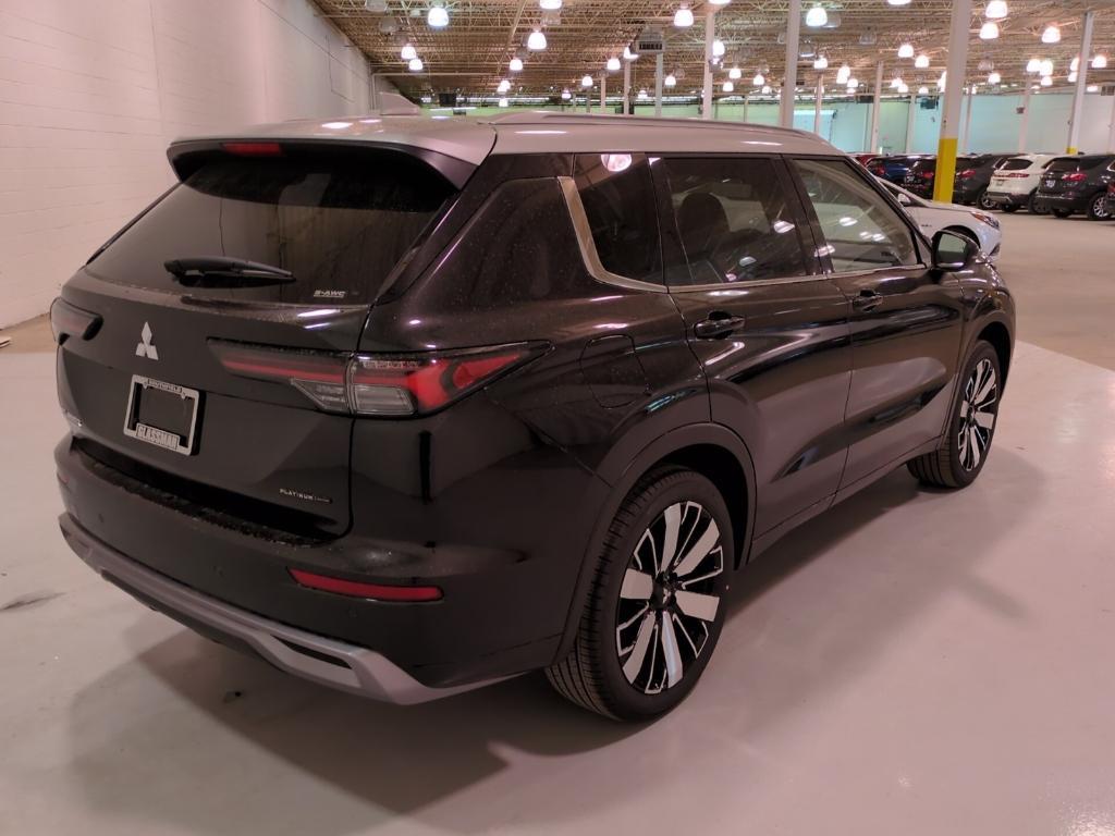 new 2025 Mitsubishi Outlander car, priced at $44,255