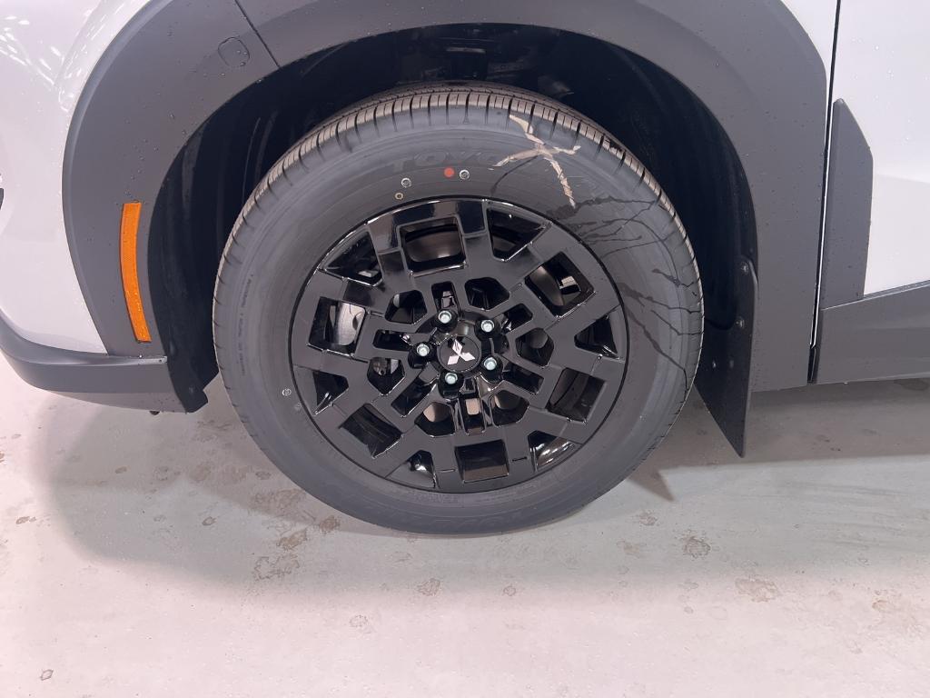 new 2025 Mitsubishi Outlander car, priced at $43,315