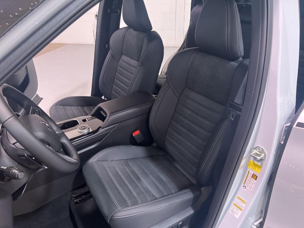 new 2025 Mitsubishi Outlander car, priced at $43,315