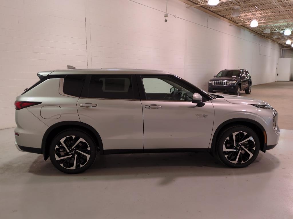 new 2025 Mitsubishi Outlander PHEV car, priced at $46,705