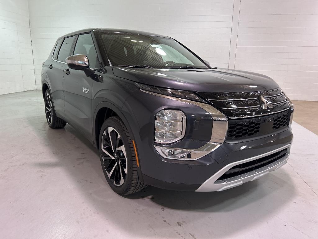 new 2025 Mitsubishi Outlander PHEV car, priced at $44,835