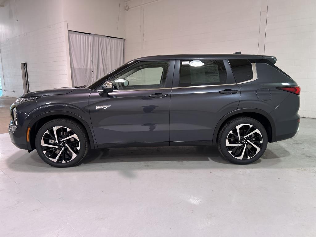 new 2025 Mitsubishi Outlander PHEV car, priced at $44,835