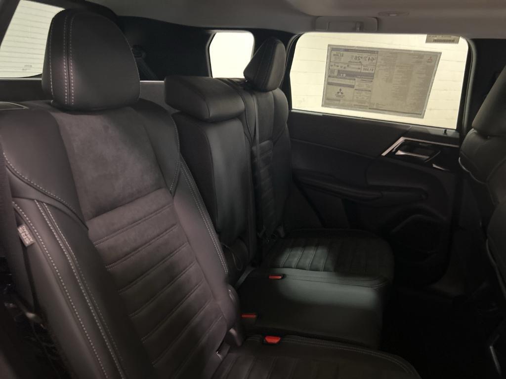 new 2025 Mitsubishi Outlander PHEV car, priced at $46,705