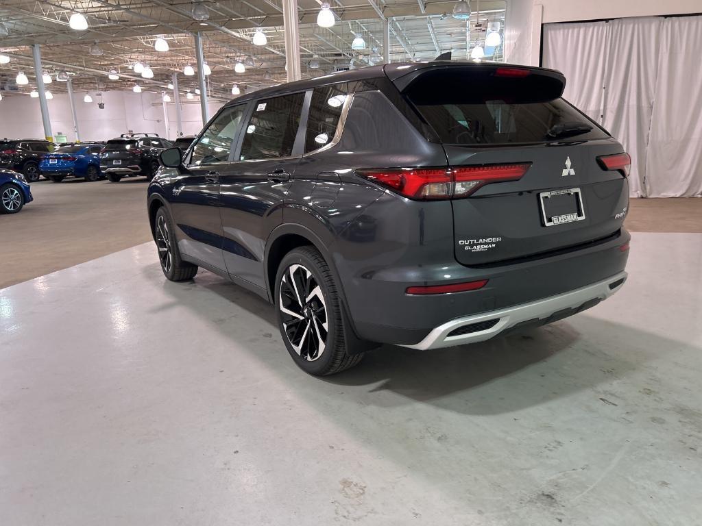 new 2025 Mitsubishi Outlander PHEV car, priced at $46,705