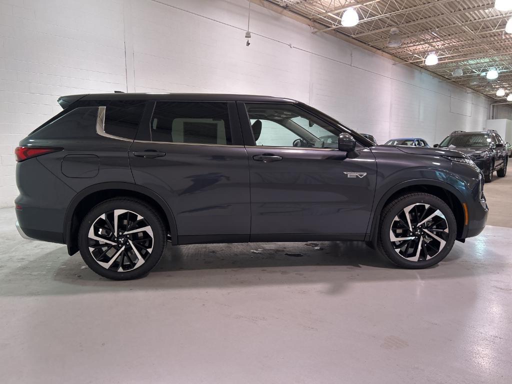 new 2025 Mitsubishi Outlander PHEV car, priced at $46,705