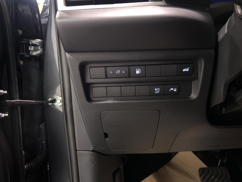 new 2025 Mitsubishi Outlander PHEV car, priced at $46,705