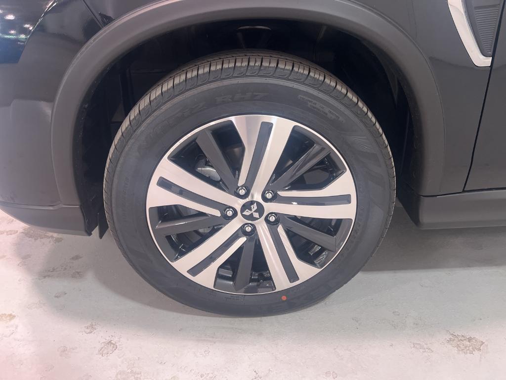 new 2025 Mitsubishi Outlander Sport car, priced at $31,225