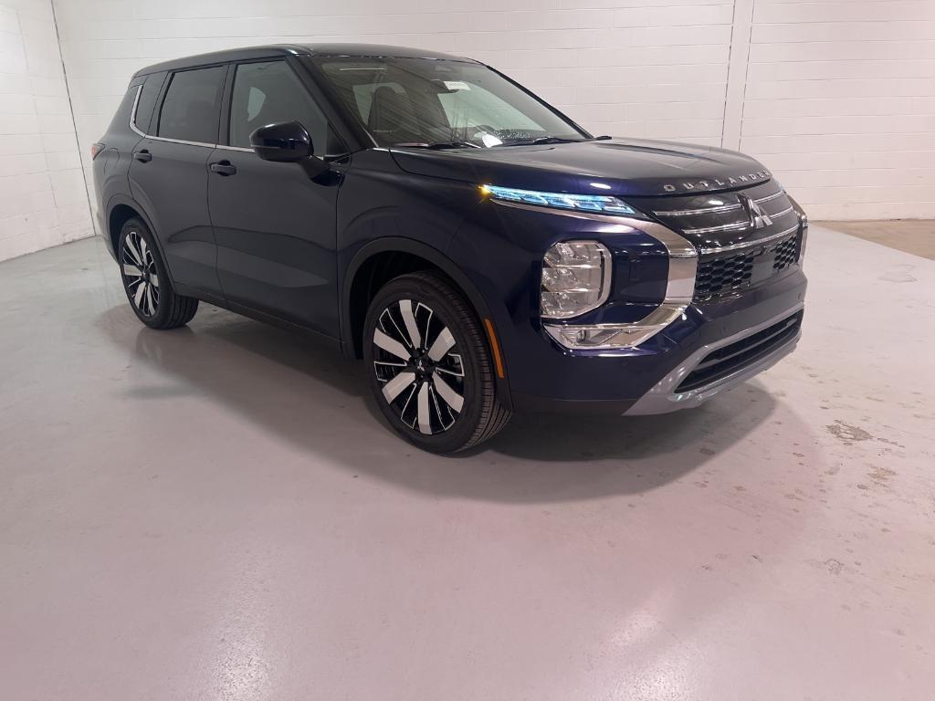 new 2025 Mitsubishi Outlander car, priced at $37,555