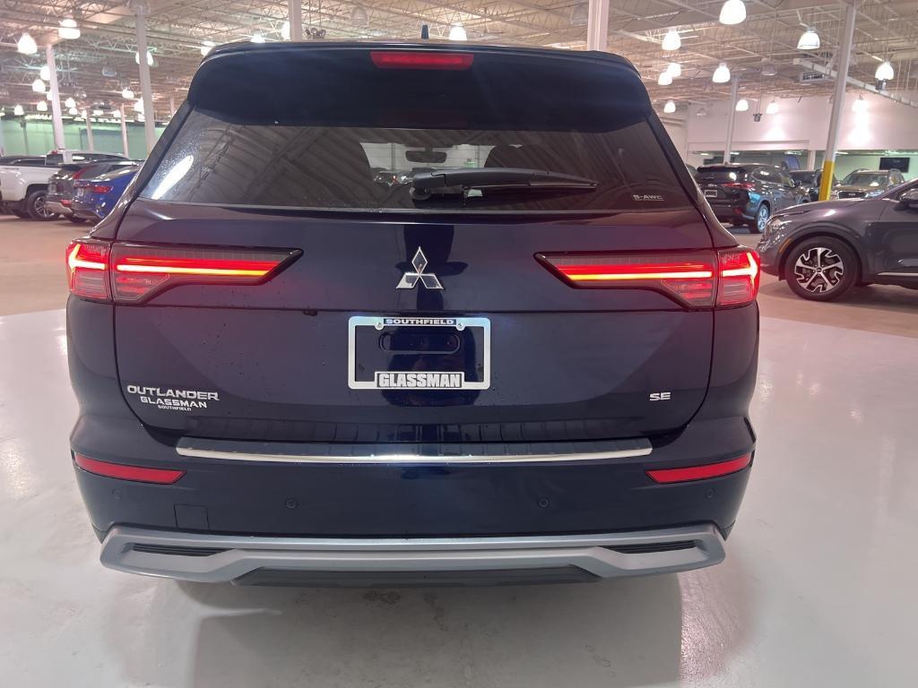 new 2025 Mitsubishi Outlander car, priced at $37,555