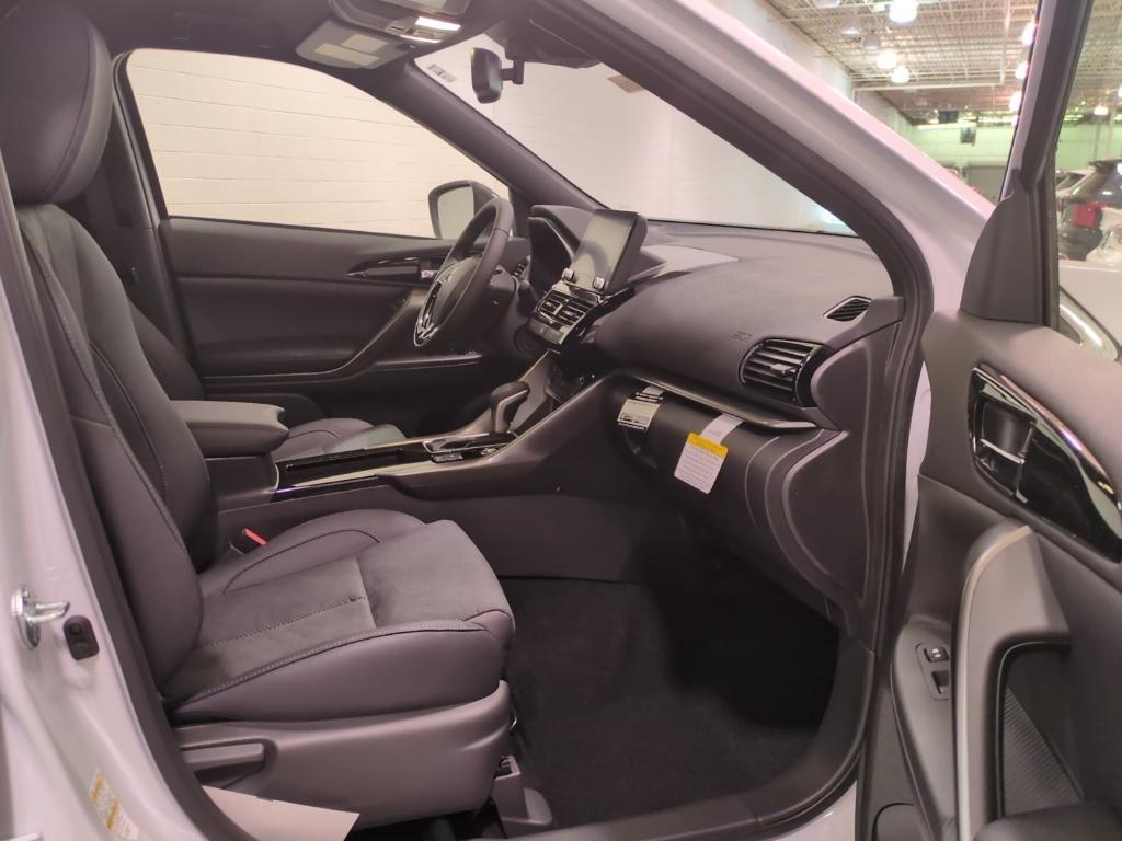 new 2025 Mitsubishi Eclipse Cross car, priced at $32,035