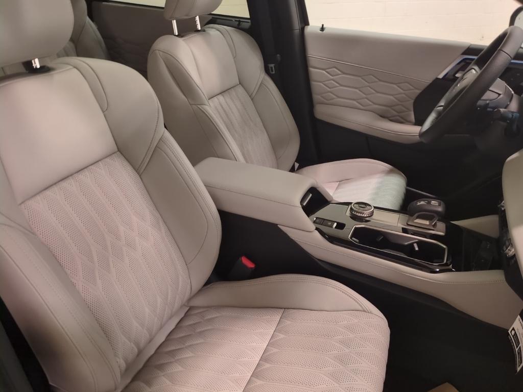 new 2025 Mitsubishi Outlander car, priced at $44,155