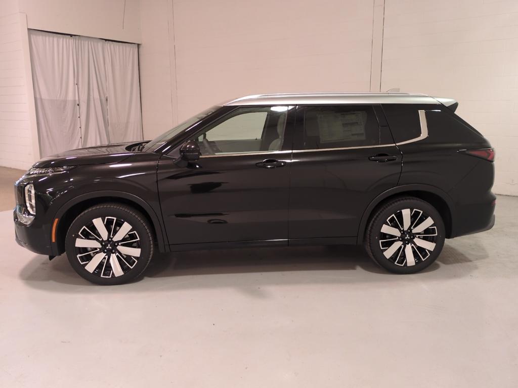 new 2025 Mitsubishi Outlander car, priced at $44,155