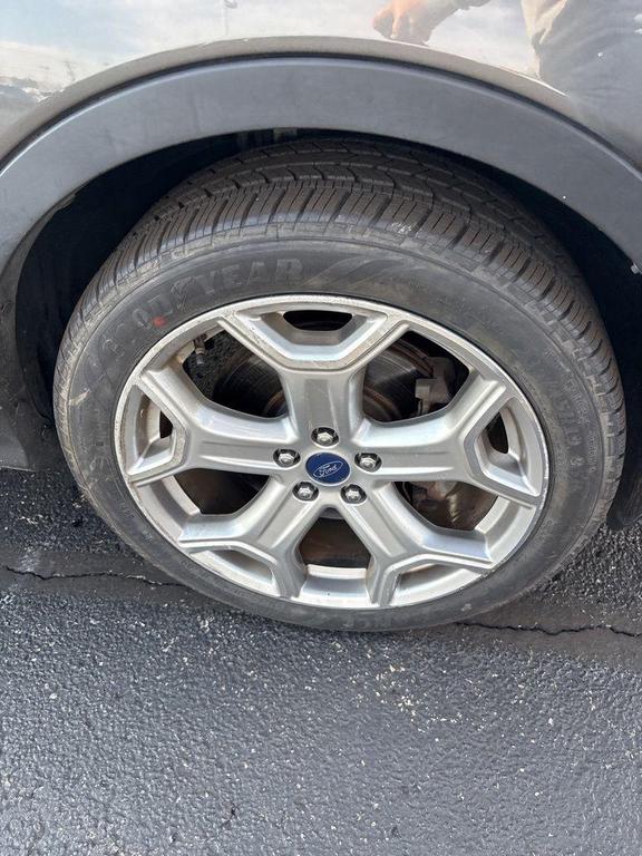 used 2018 Ford Escape car, priced at $17,172