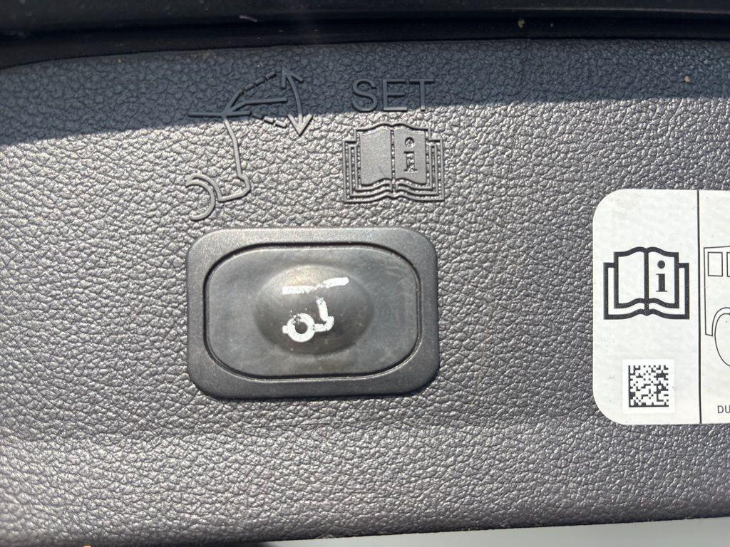 used 2018 Ford Escape car, priced at $17,172