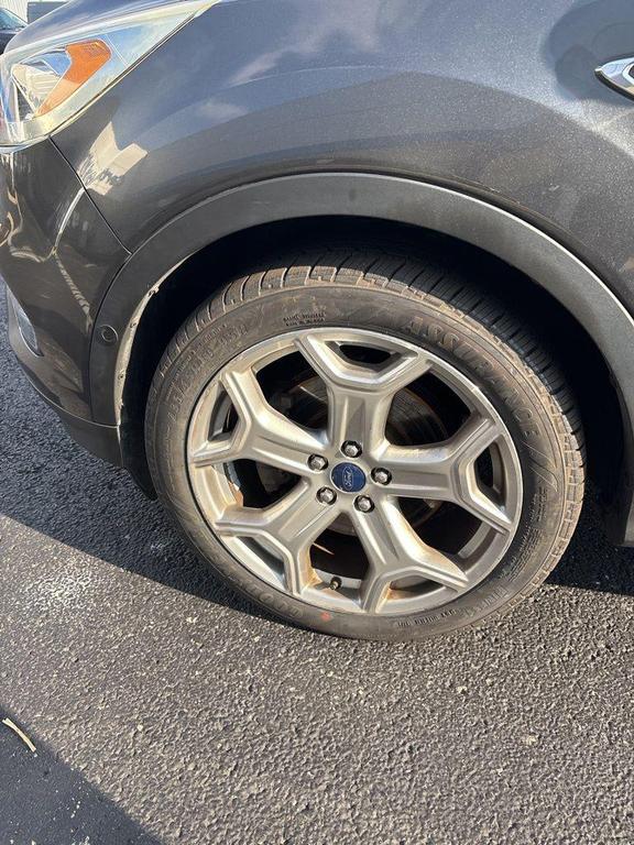 used 2018 Ford Escape car, priced at $17,172